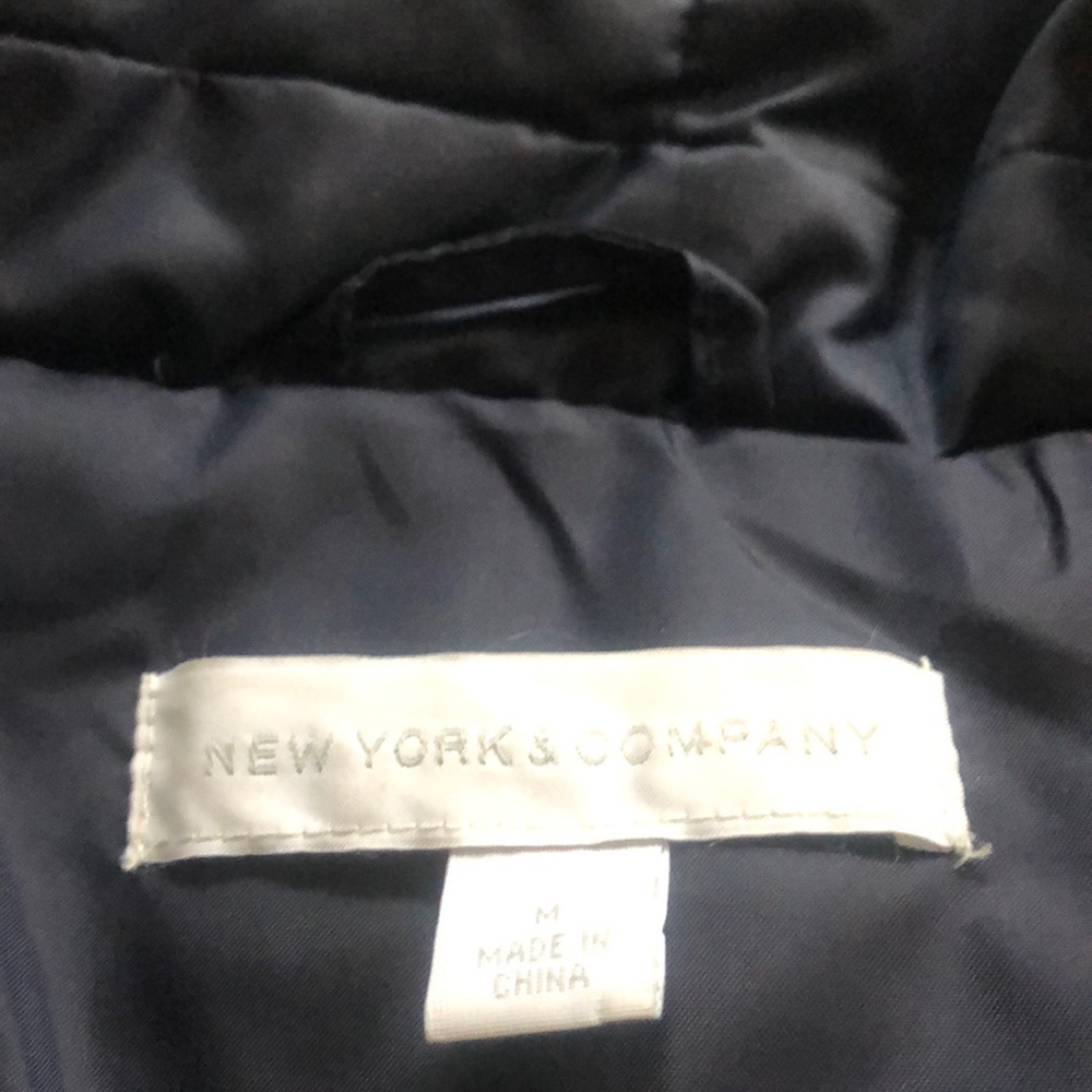 Vest - Picture 2 of 3